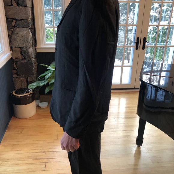 Boss suit - Picture 2 of 6